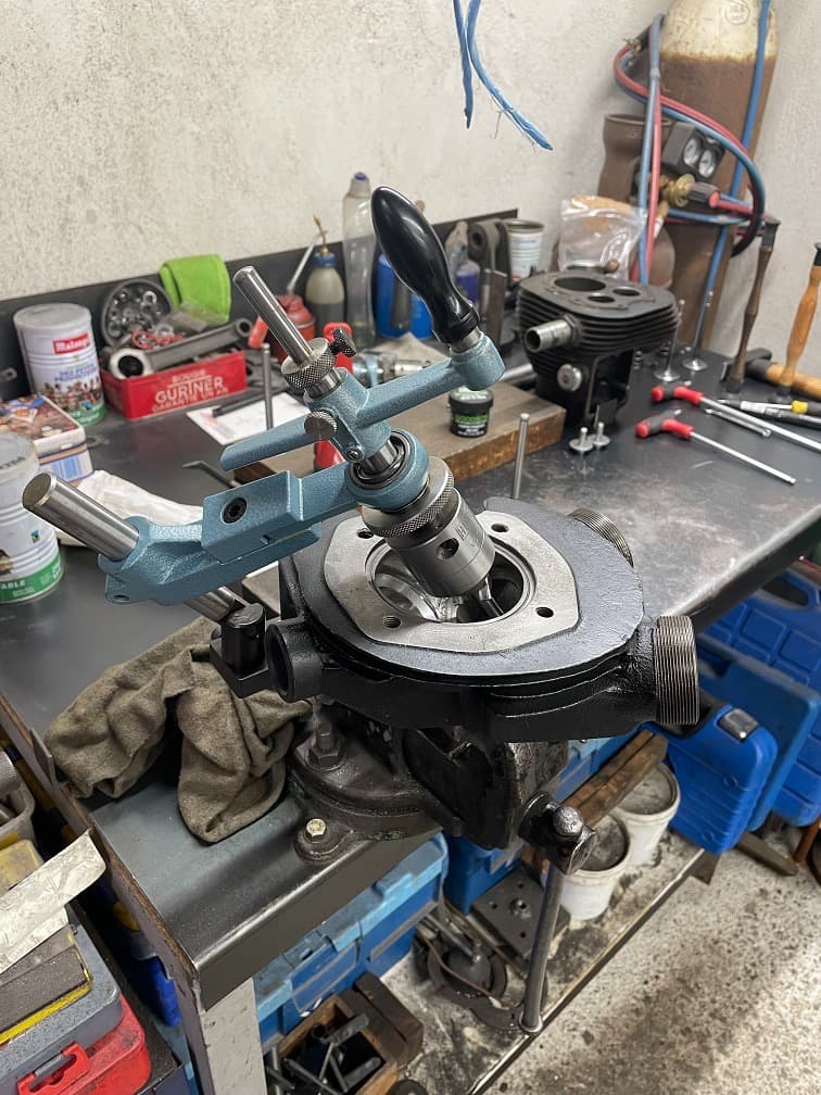 Rectification de sièges de soupape MAG 350